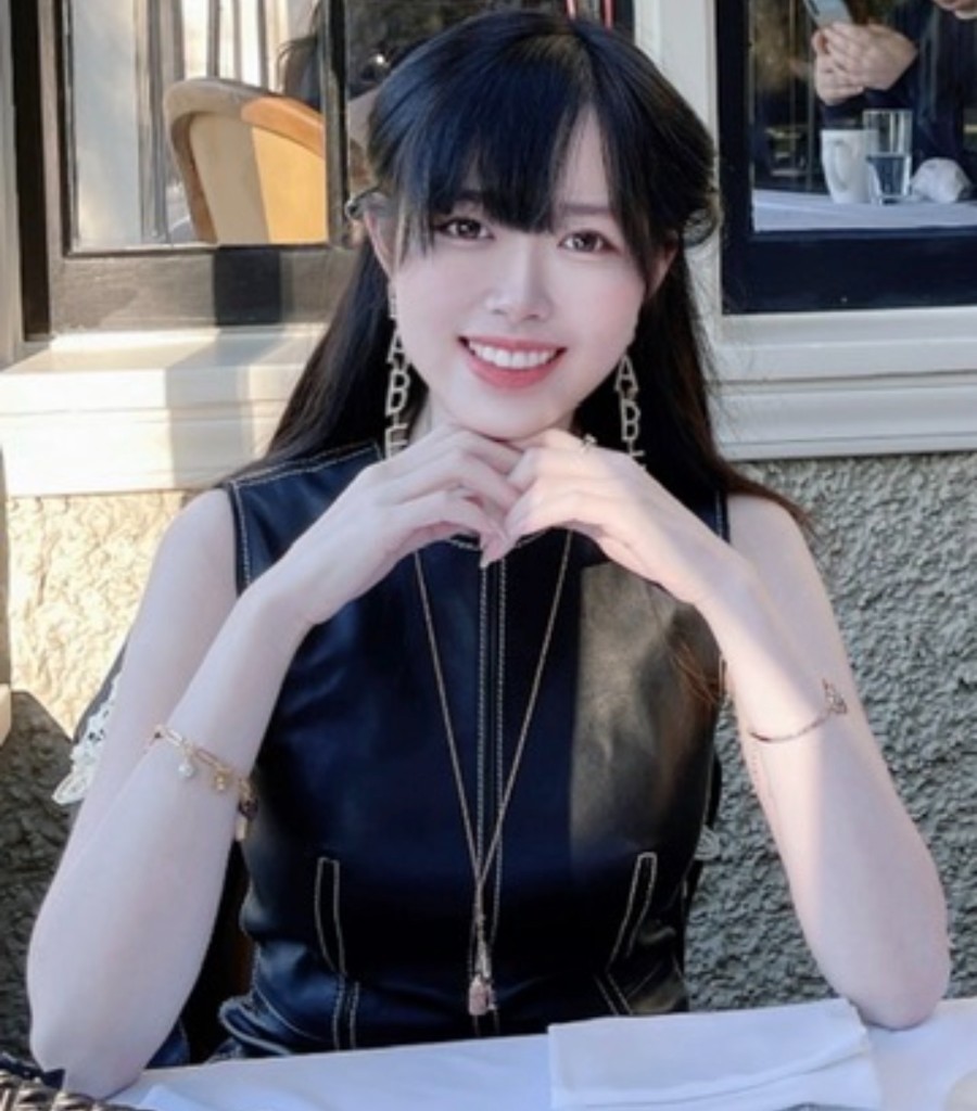 Portrait of Rebecca Szeto